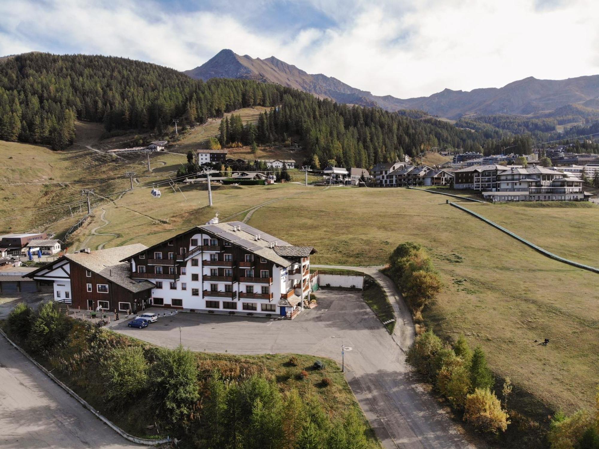 Hotel Etoile De Neige Pila  Esterno foto