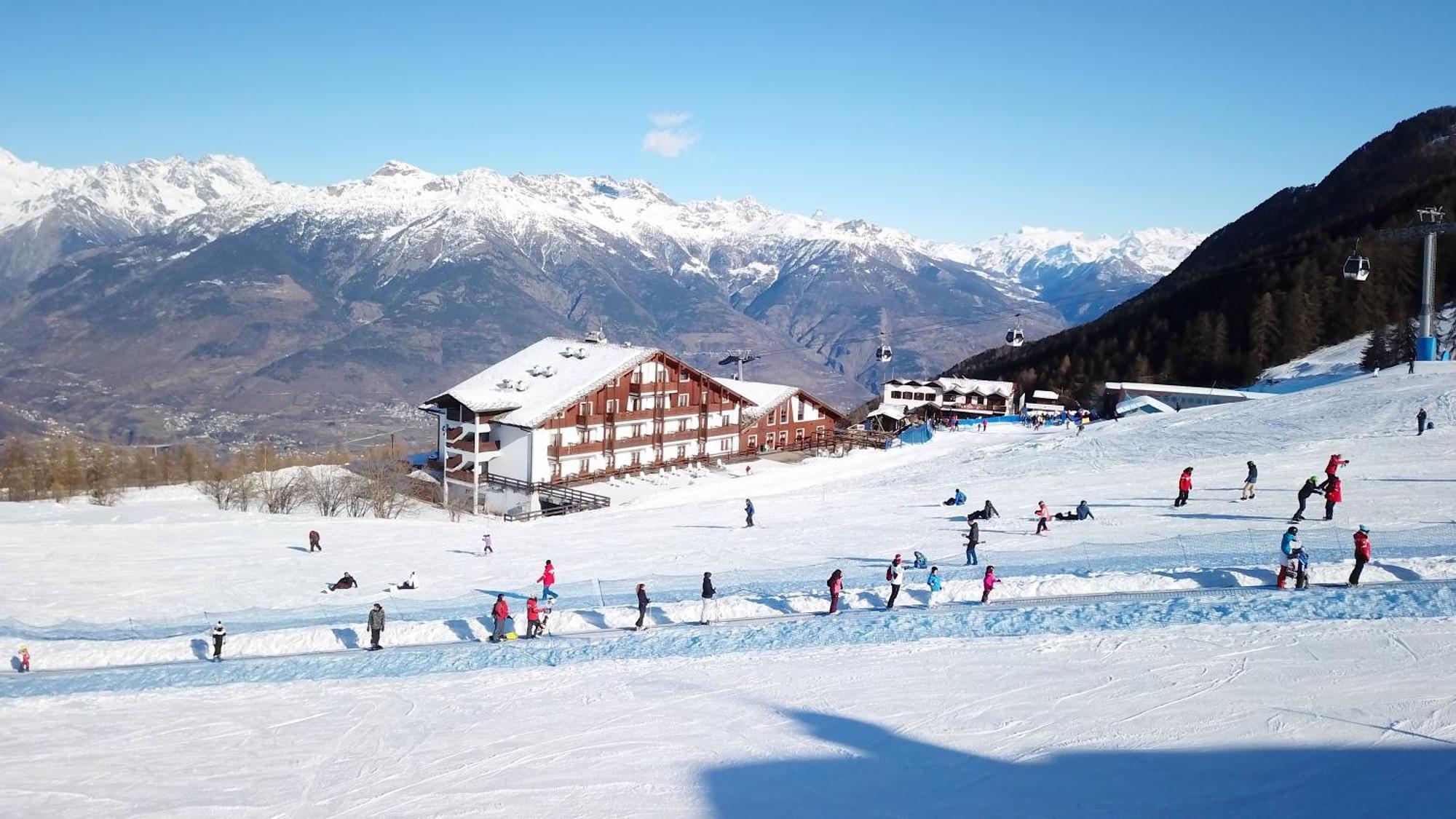 Hotel Etoile De Neige Pila  Esterno foto