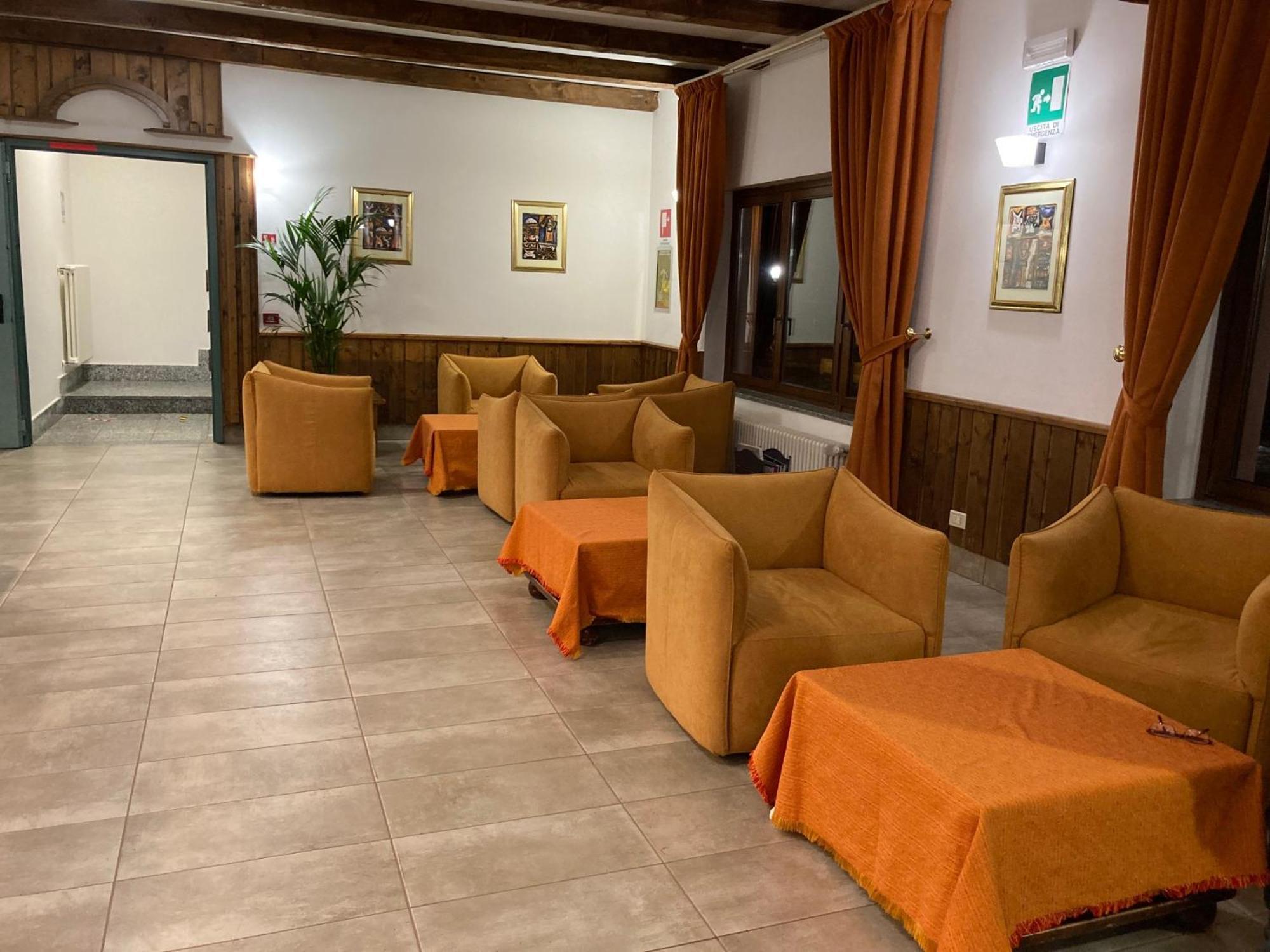 Hotel Etoile De Neige Pila  Esterno foto