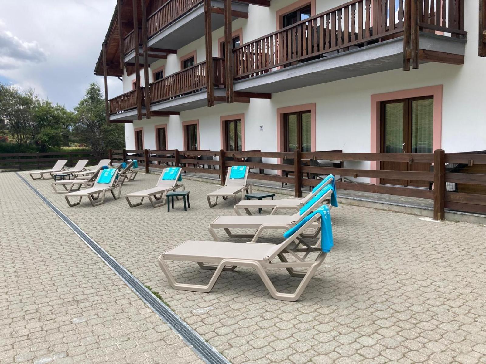 Hotel Etoile De Neige Pila  Esterno foto