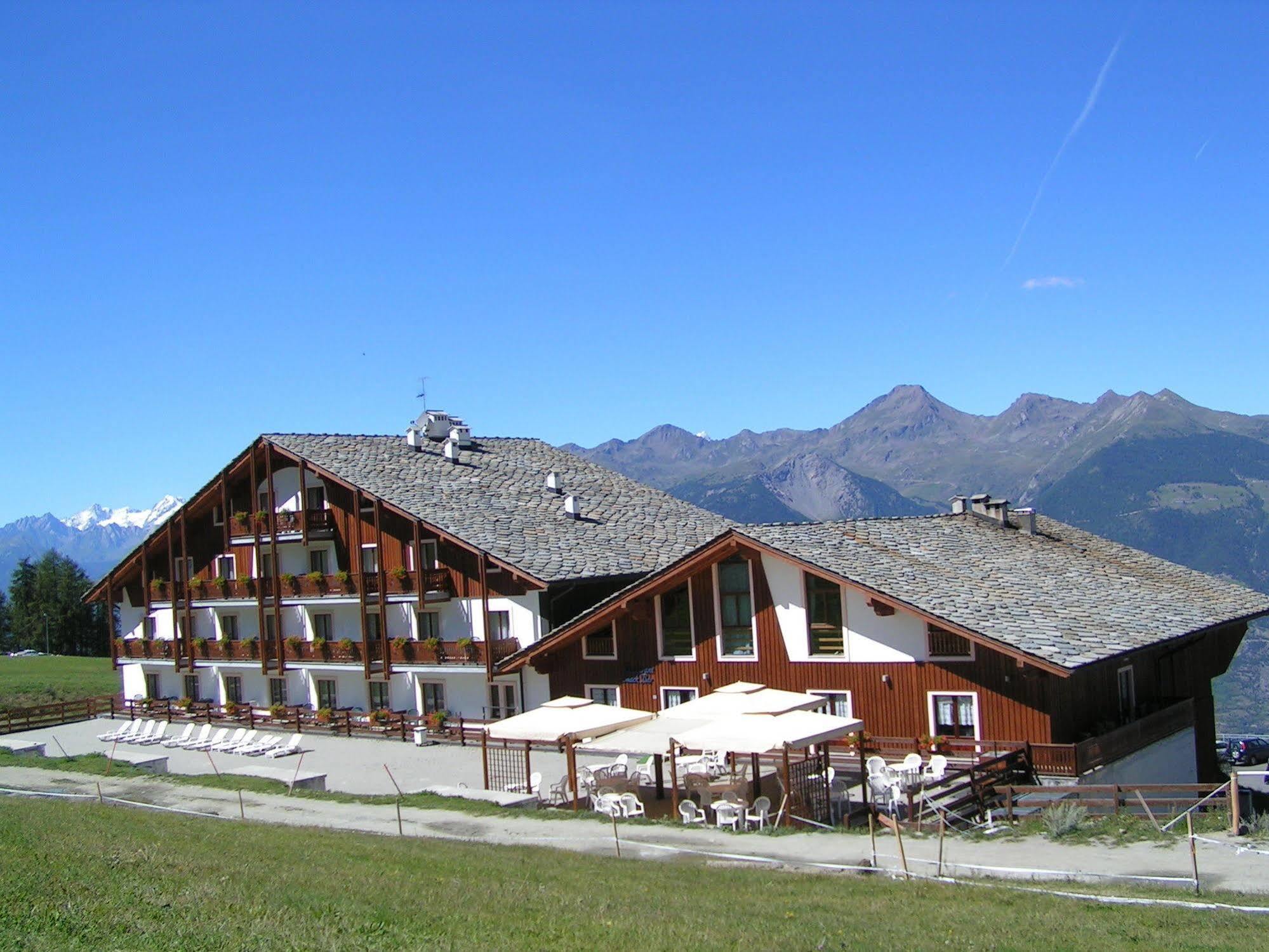 Hotel Etoile De Neige Pila  Esterno foto